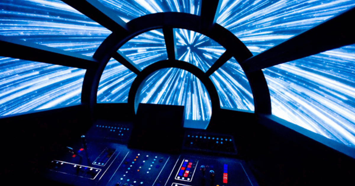 Смоделированный полет на скорости света