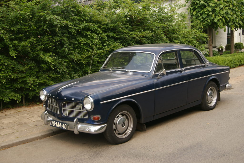 Volvo P120 amazon.