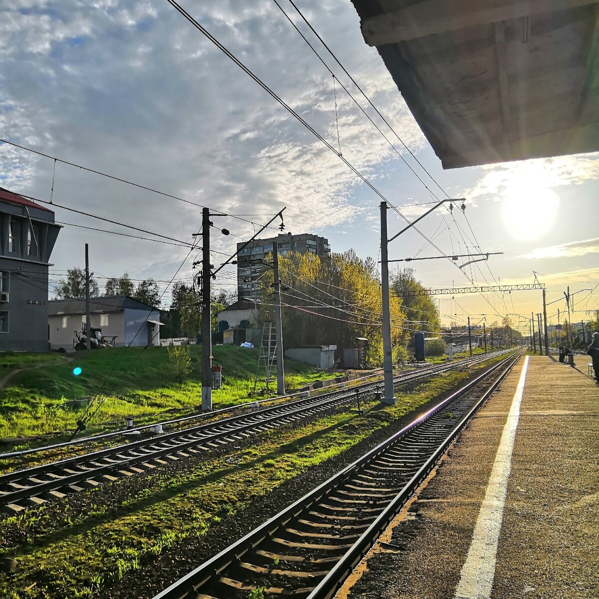 железнодорожная станция Пискаревка, г.Санкт-Петербург.