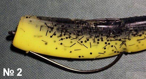 Как правильно насаживать приманку на офсетный крючок. Как подобрать двойник для силиконовой приманки. Техасская оснастка. Как одевать резину на офсетный. Офсетный крючок для relax turbo 3.