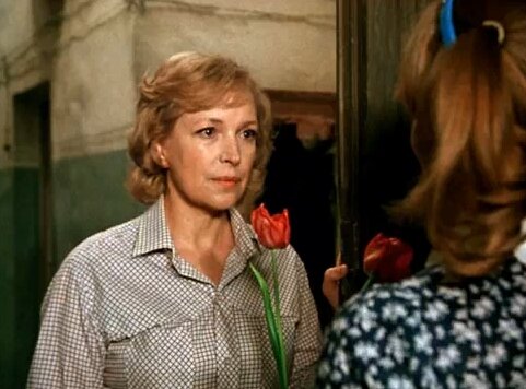 Кадр из фильма. "Не ждали"