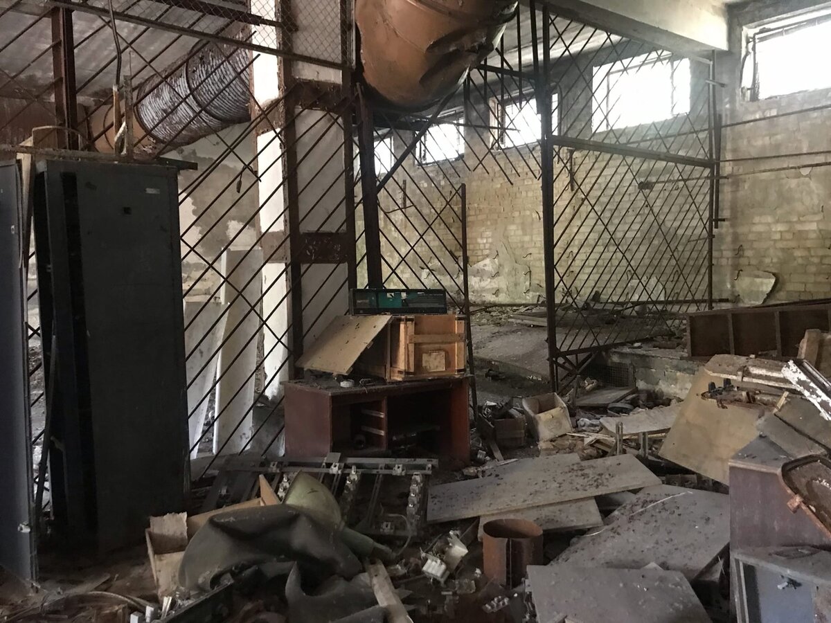 Заброшенное помещение военкомата в Припяти 