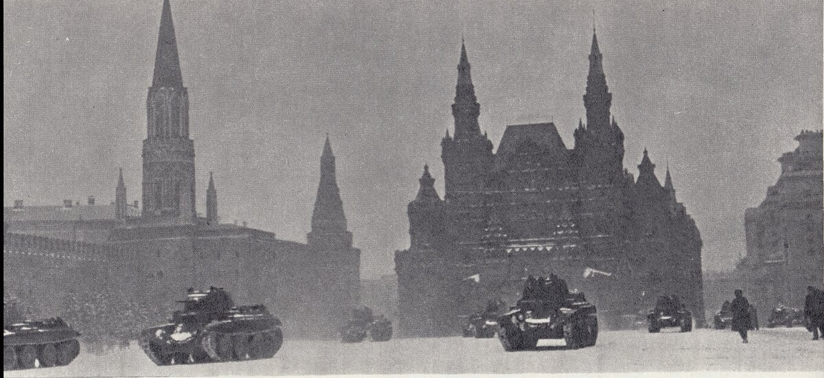 Красная площадь 1941 фото Парад 7 ноября 1941 года. Было/стало. #173 Now&Then Russia Дзен