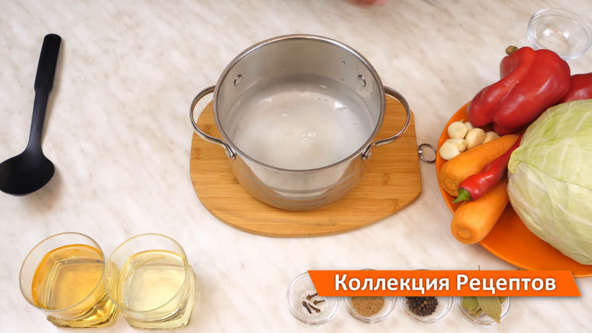 Очень вкусный салат капустный! Хрустящая закусочная капуста в пикантном  маринаде! | Дина, Коллекция Рецептов | Дзен