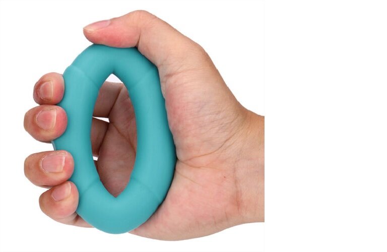 Разные варианты кистевых эспандеров.