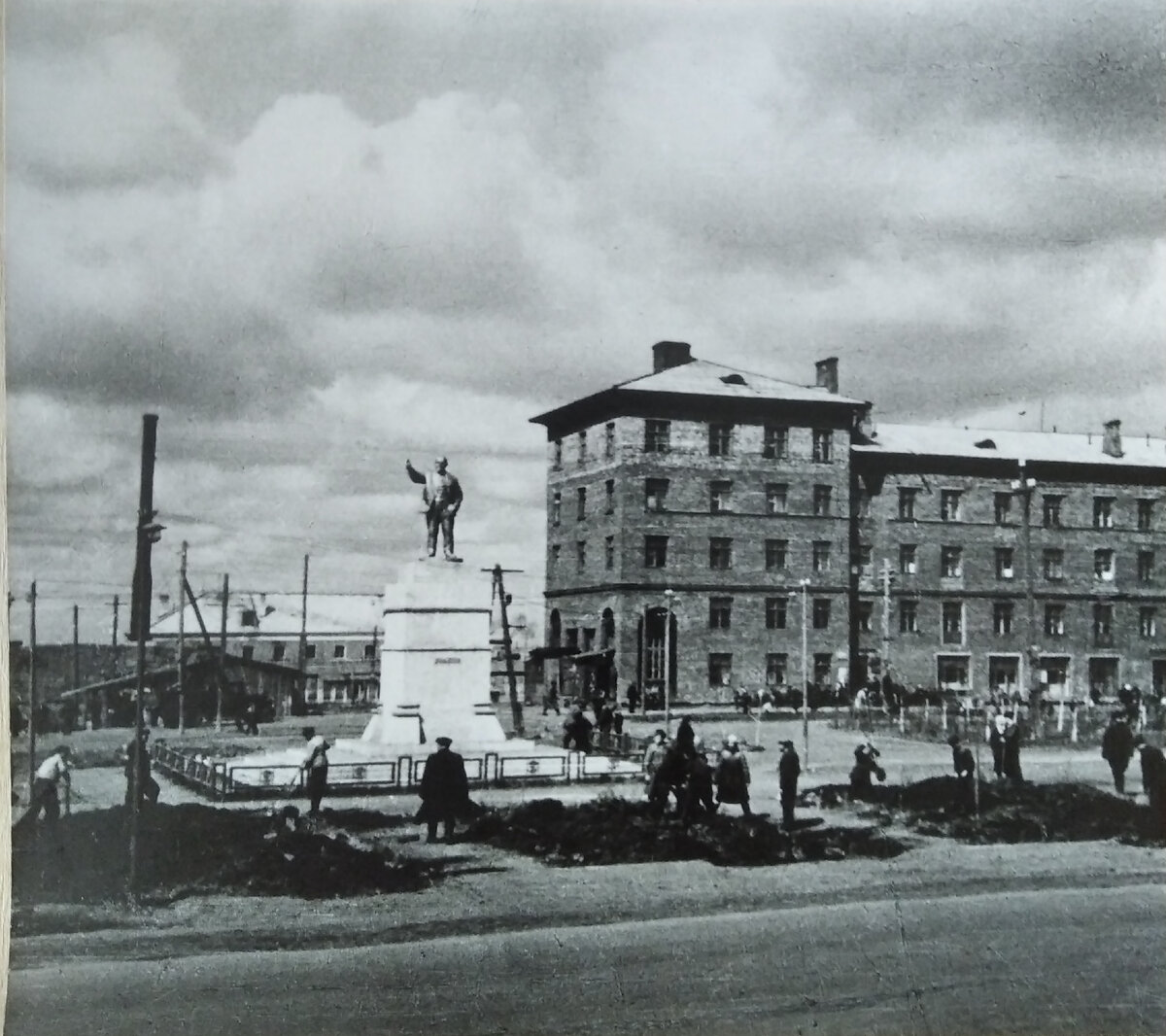 М.И. Фрумгарц Ул. Богдана Хмельницкого. Фото из семейного архива