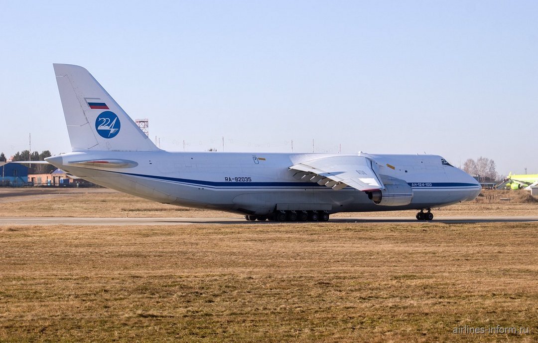 Ан-124 в аэропорту Иркутска. Автор фото: LokoPhil. Источник: Airlines Inform