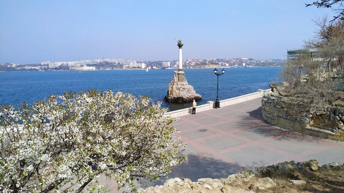 Кроме еды и вещей  в жизни много прекрасных ценностей!