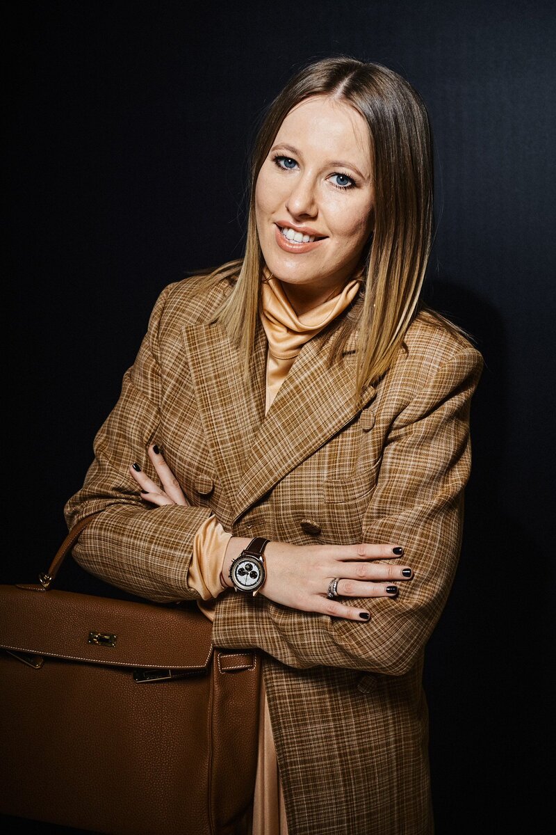 Ксения Собчак продает NFT-конференцию за 300.000 рублей