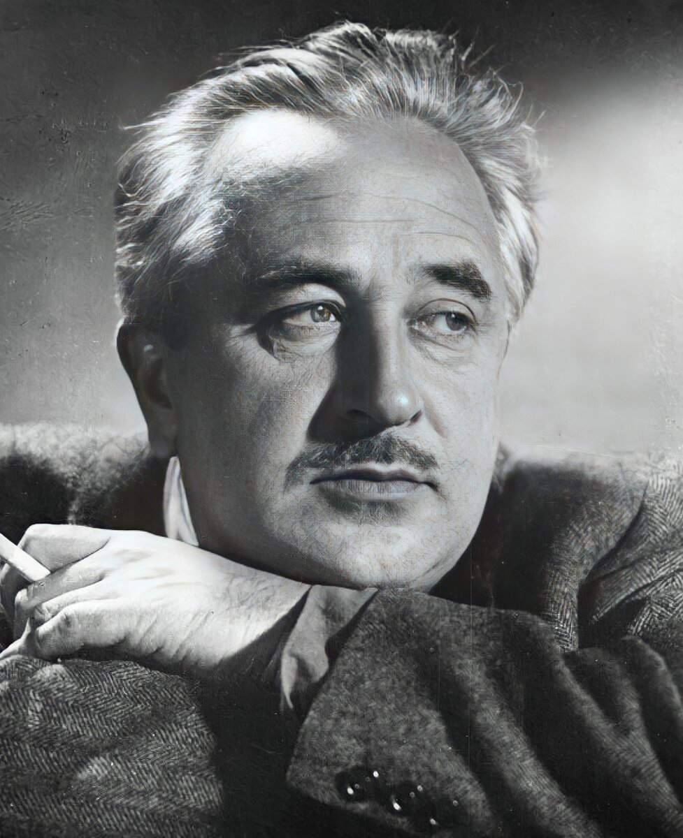 Лев Кулешов