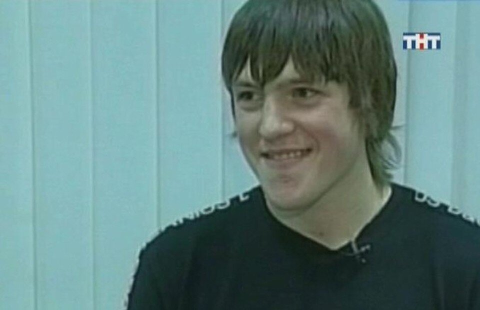    Ведунья сказала, что Алексею ввели какой-то препарат. Кадр видео передачи «Битва экстрасенсов»/ТНТ