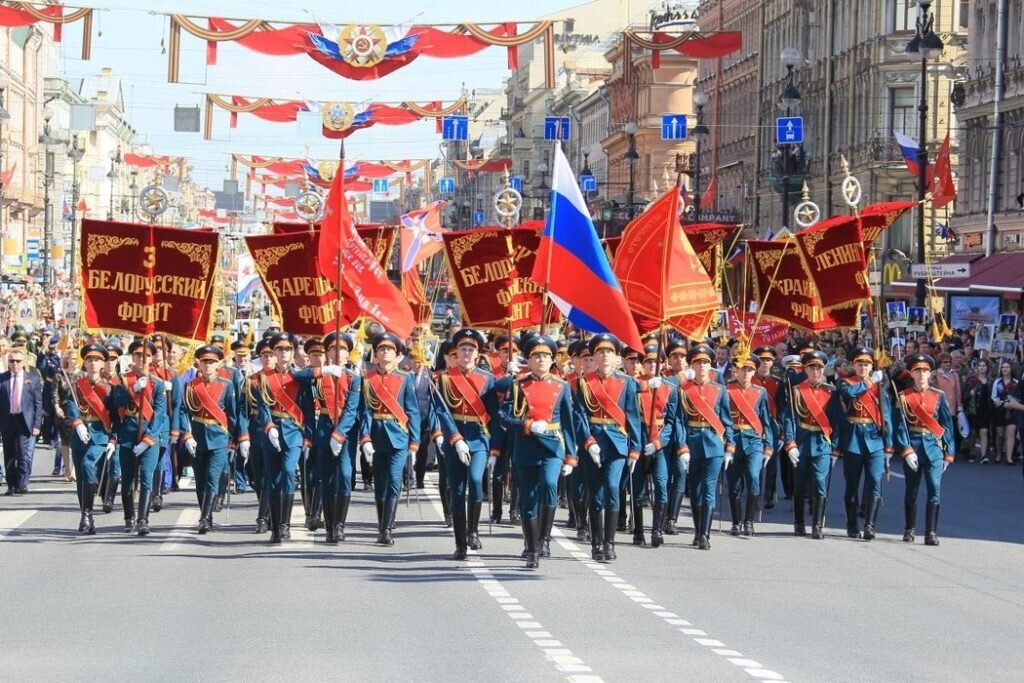 Празднование санкт петербурга. Парад 9 мая в Санкт-Петербурге. Парад Победы в Санкт Петербурге 2019. Парад 9 мая СПБ. Питер парад Победы 2019.