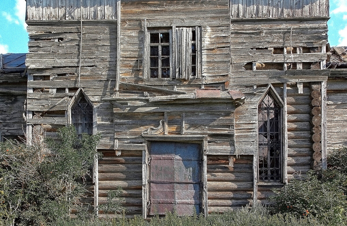 Владимирская русь деревянные церкви руси. Владимирская русь деревянные церкви руси. Чёрный кофе деревянные церкви. Деревянные церкви руси клип. Храм в древнерусском стиле.