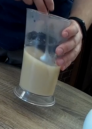 Дрожжи должны активироваться