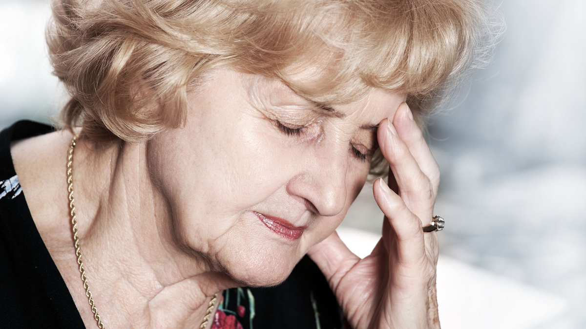 https://www.oversixty.com.au/media/10852/headaches-triggers-migraines.j