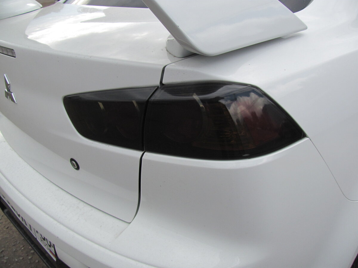тонированная задняя фара