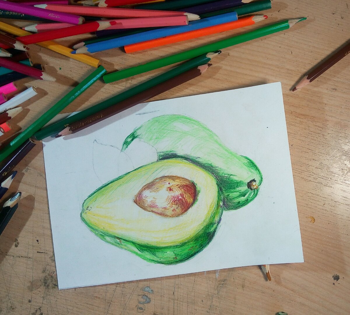 Картинки для рисования Раскрашенные карандашами авокадо