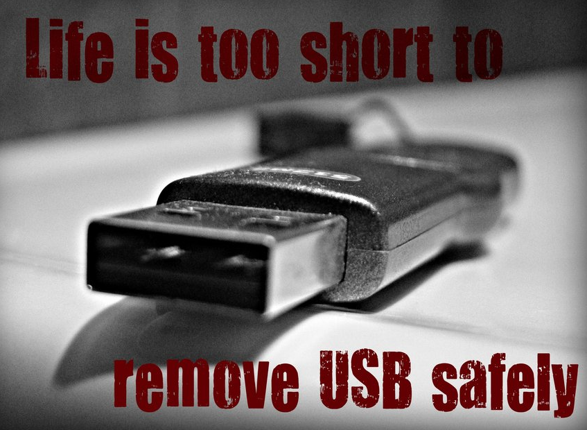 Пользуйтесь безопасным извлечением USB устройства