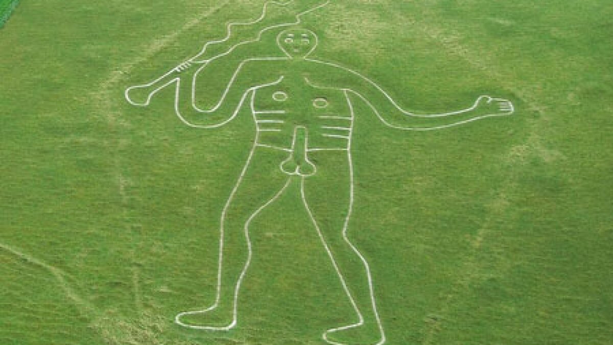  Великан Серн-Аббас. Дорсет, Англия