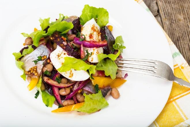 Фасоль, сельдь и свекла - отличное трио - идеально подходит для зимы, очень полезный салат