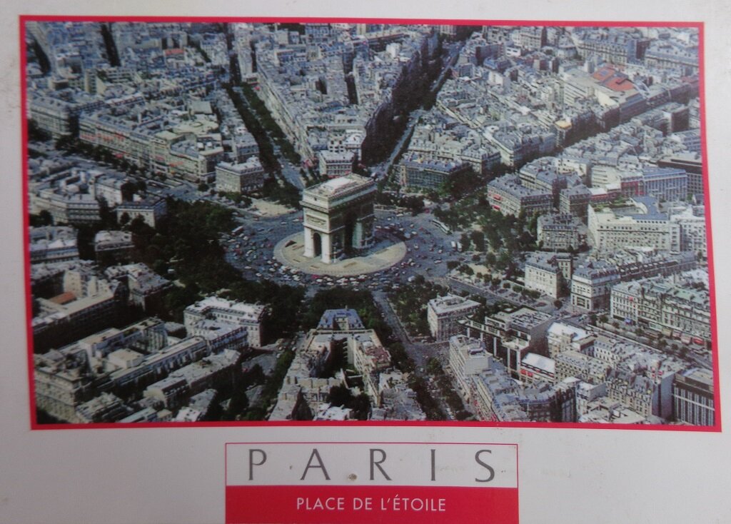 Открытка из Парижа, подарок друзей