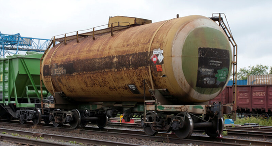 2/3 вот такой цистерны мы выпиваем за свою жизнь