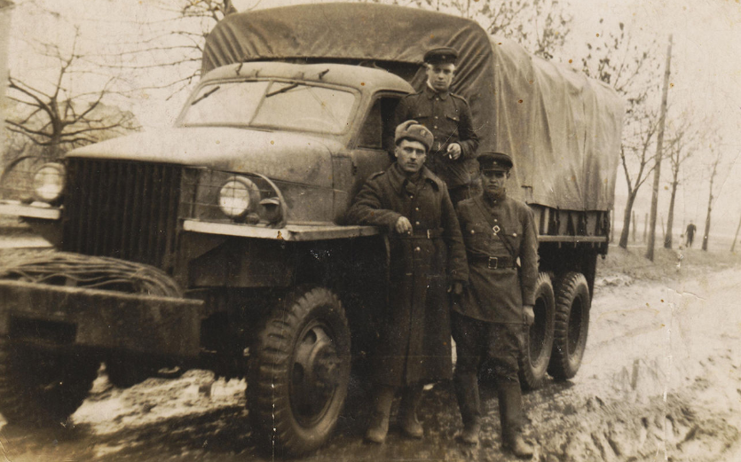 Машина студебеккер фото во время войны