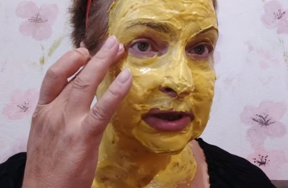 Домашняя косметика для лица. Натуральное средство от морщин. Женщины.