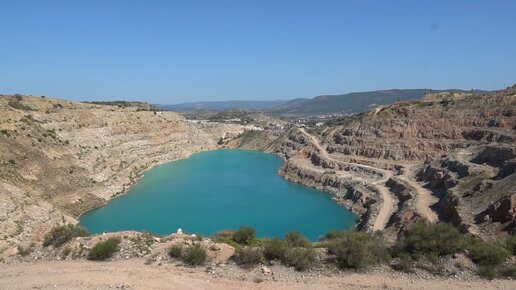 Где в Крыму карьер в форме сердца. Балаклава. Крым.