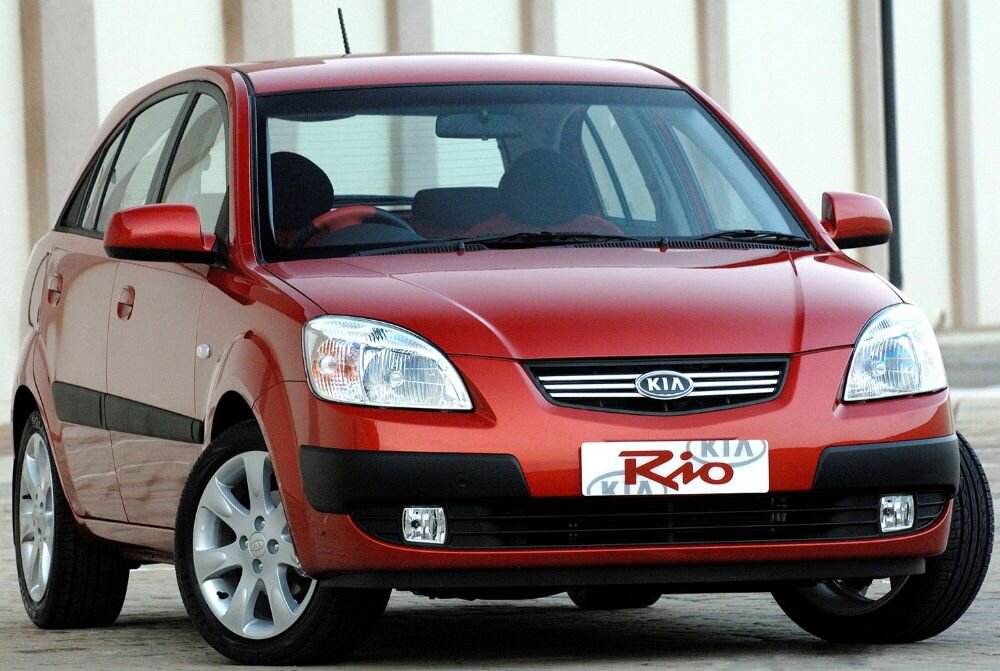 Какую машину можно покупать. Kia Rio 2005 хэтчбек. Kia Rio 2008. Kia Rio 2008 хэтчбек. Машина Киа Рио 2008.