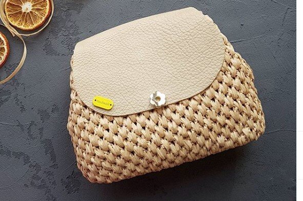 Сумочка из рафии узором "плетенка" от @annetta_handmade