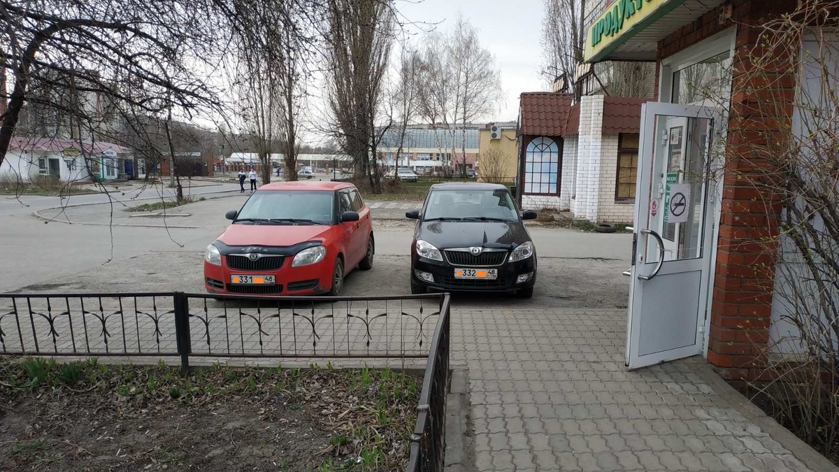 У сестренки 331, а у моей 332