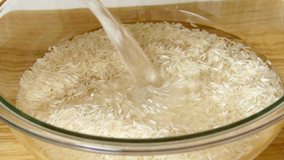 Сырой рис польза. Если замочить рис на ночь каша будет вкуснее?. Какой водой заливают рис холодной или горячей