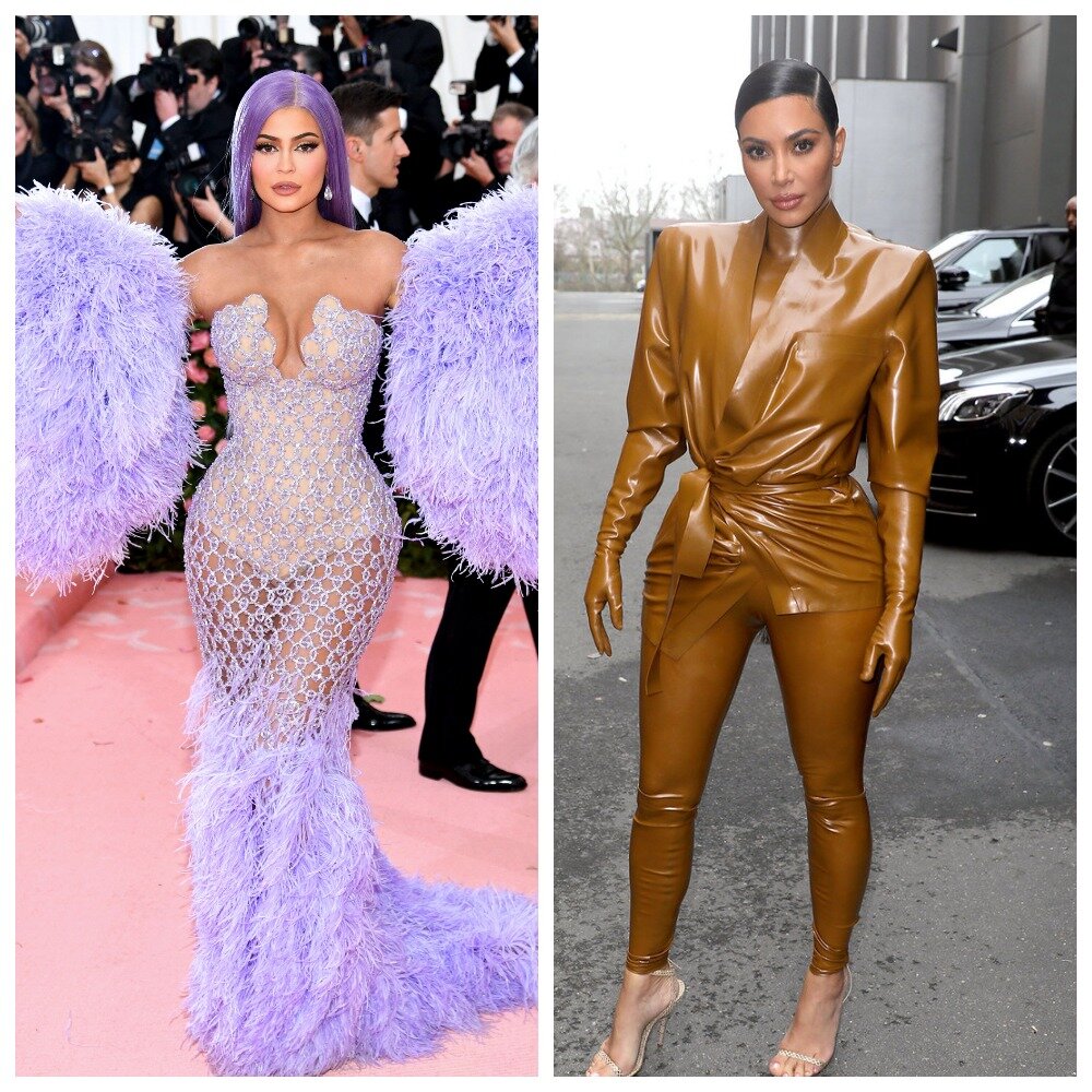 Ким в своих абсурдных нарядах.