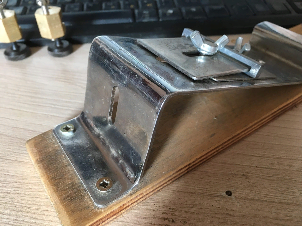 Вот это радиусный изгиб всё портит