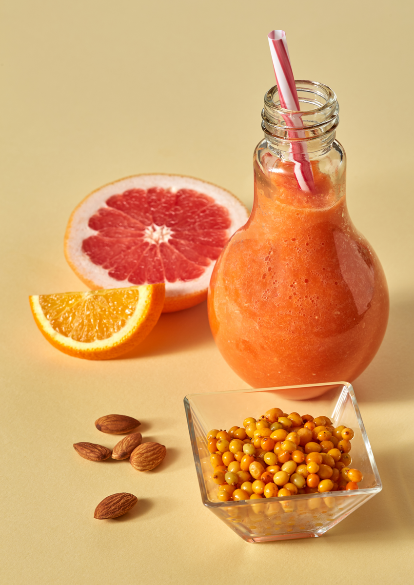 Рецепт смузи: облепиха, грейпфрут, апельсин, миндаль