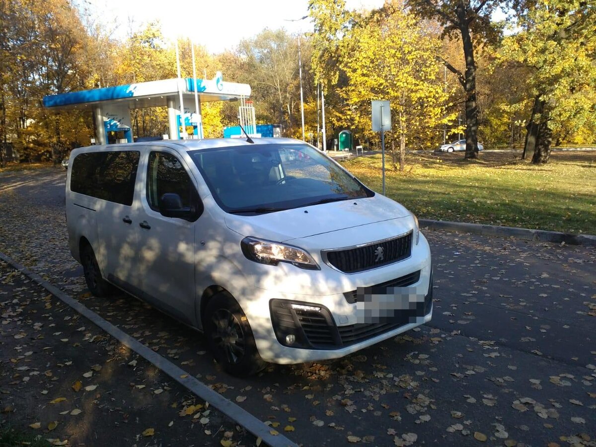 Спасительный минивэн или о том, как тащит Пежо Трэвеллер (Peugeot  Traveller). | Даниил В. | Дзен