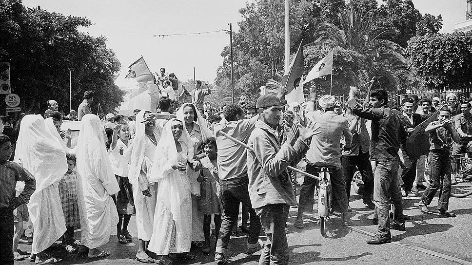 Борьба за независимость от Франции в Алжире. 1954-1962. Фото из Яндекс-картинки. 