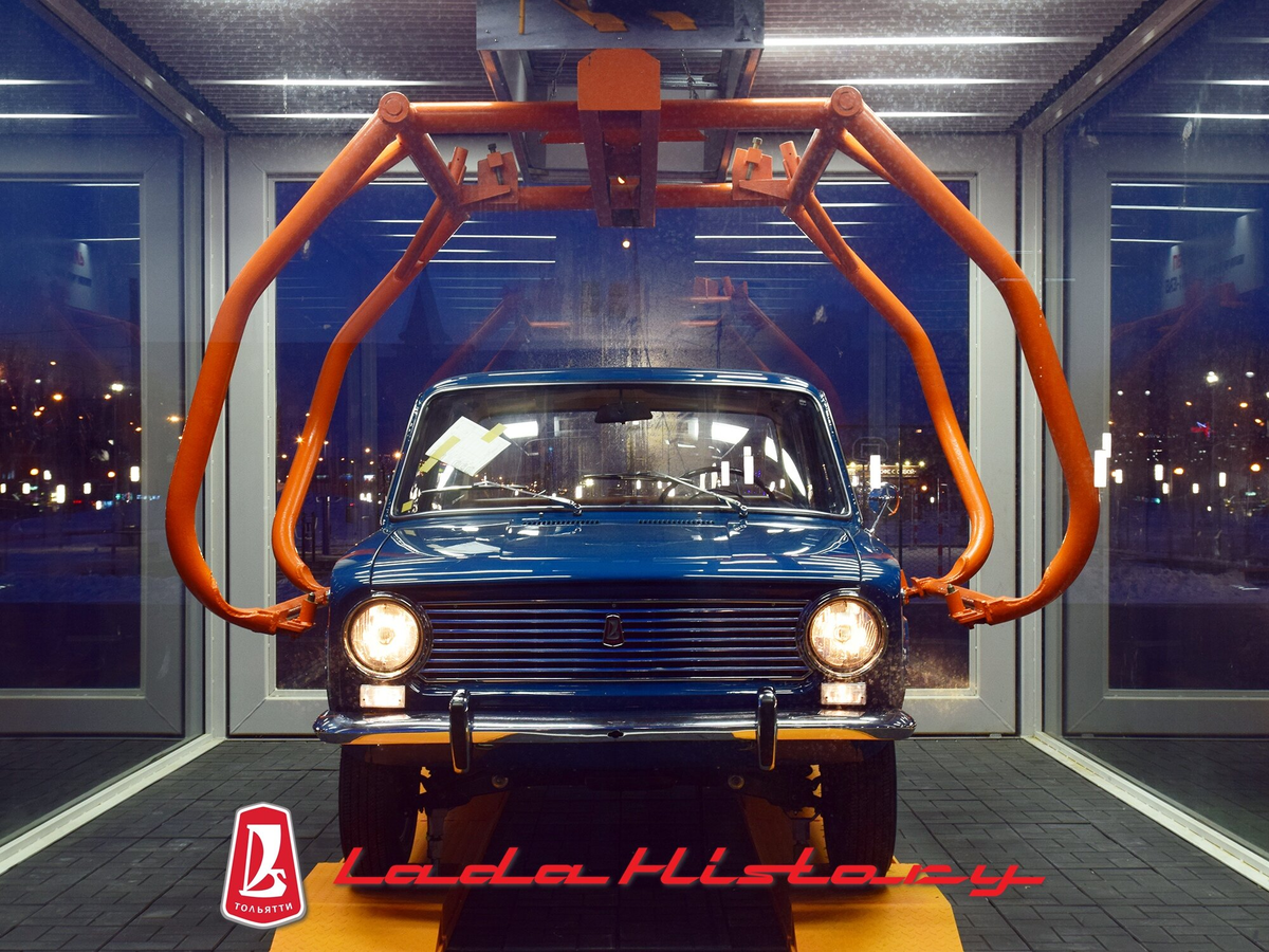 Памятник ВАЗ-2101 в Тольятти