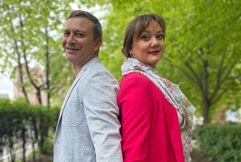 И не поспоришь: моя подруга рассказала, почему никогда при муже не красит волосы и не обсуждает свой маникюр