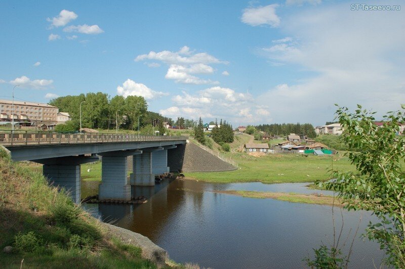 Тасеево красноярский. Река Усолка Тасеево. Тасеево Красноярский край. Река Усолка Красноярский край. Тасеево Красноярский край мост.