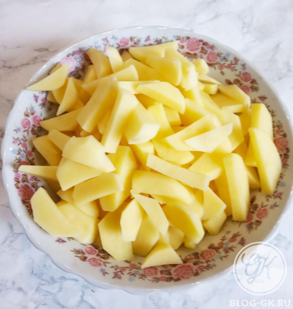 Картофель нарезанный брусочками