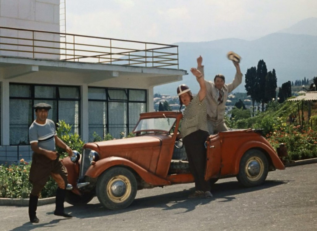 Кадр из фильма "Кавказская пленница"