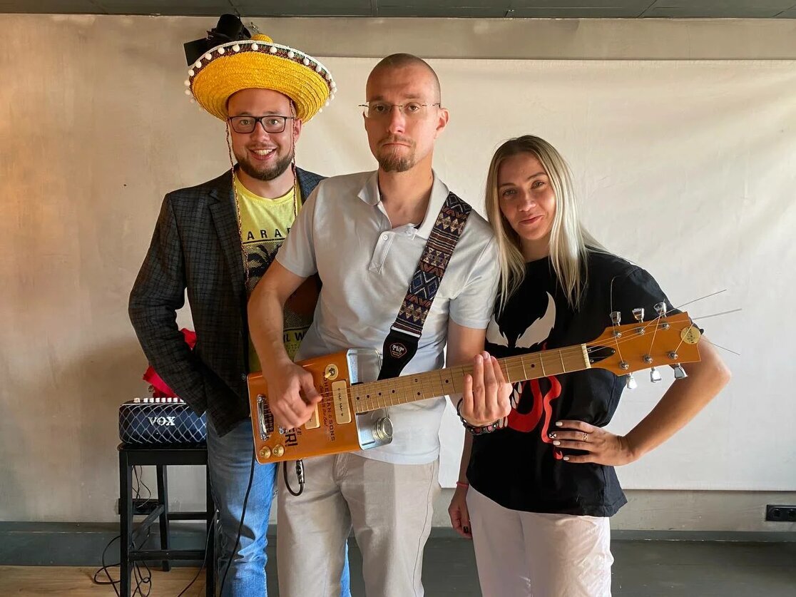 На самом деле тебе не дает разбогатеть.. мышление нищего!