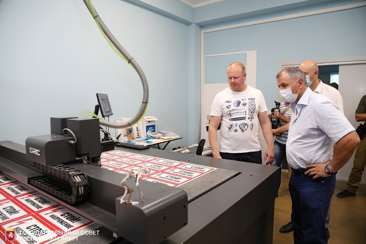 Вот такие заводские цехи с современными технологиями и оборудованием появились в сельской глубинке