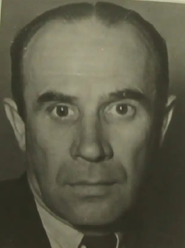 Лонгин Федорович Ира. Источник фото: https://mirtesen.ru/dispute/43071711057/Samyiy-avantyurnyiy-gesheft-na-pochve-razvedki