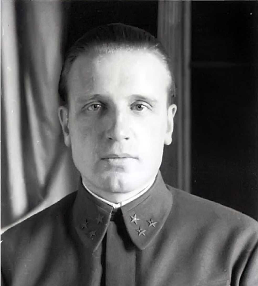 Маршал А. Е. Голованов