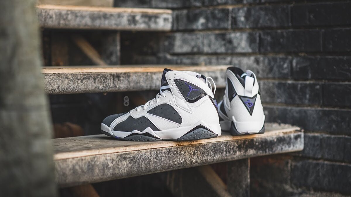 Air Jordan 7