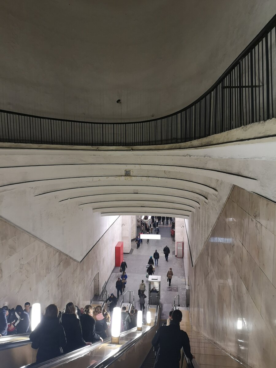 Зачем же нужен этот балкон? 