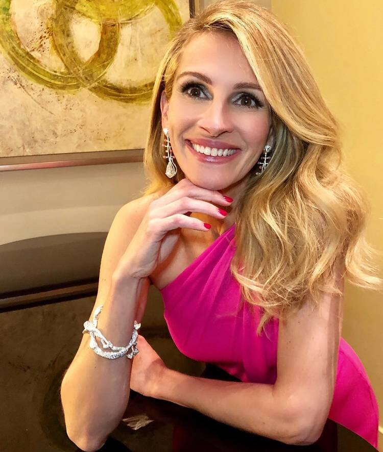  @JULIAROBERTS